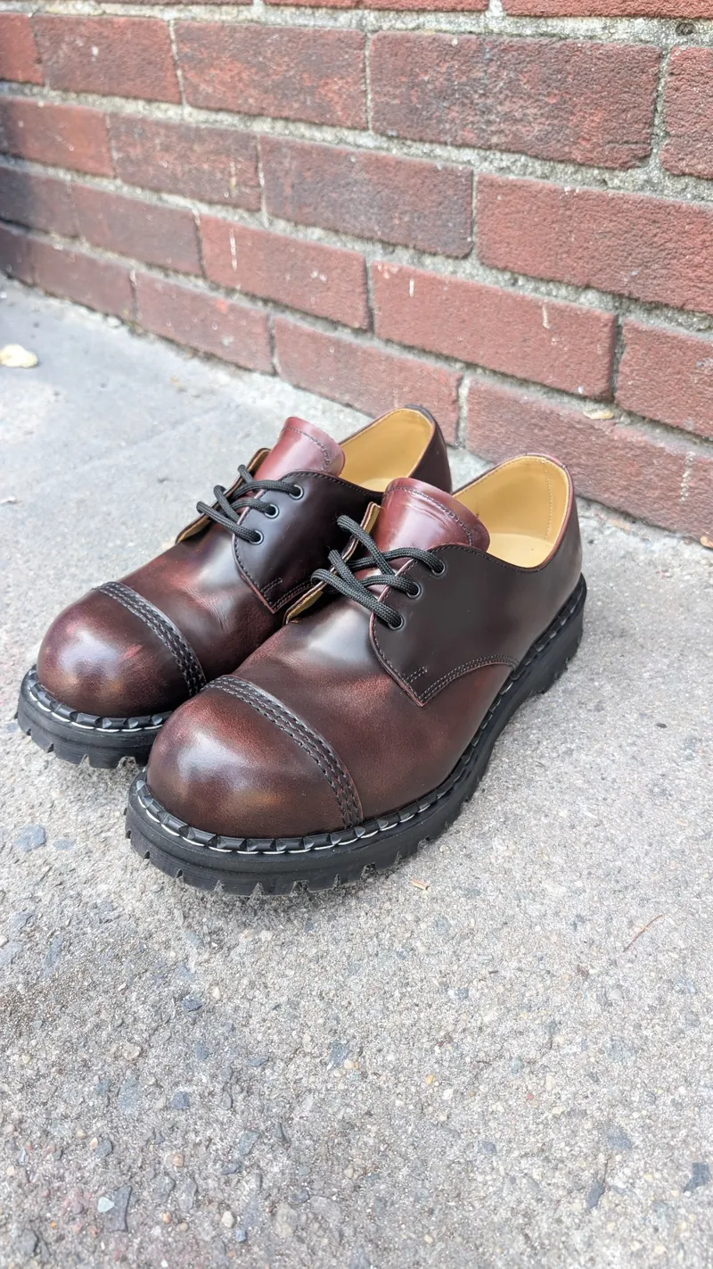 Closeup of Solovair burgundy brogues