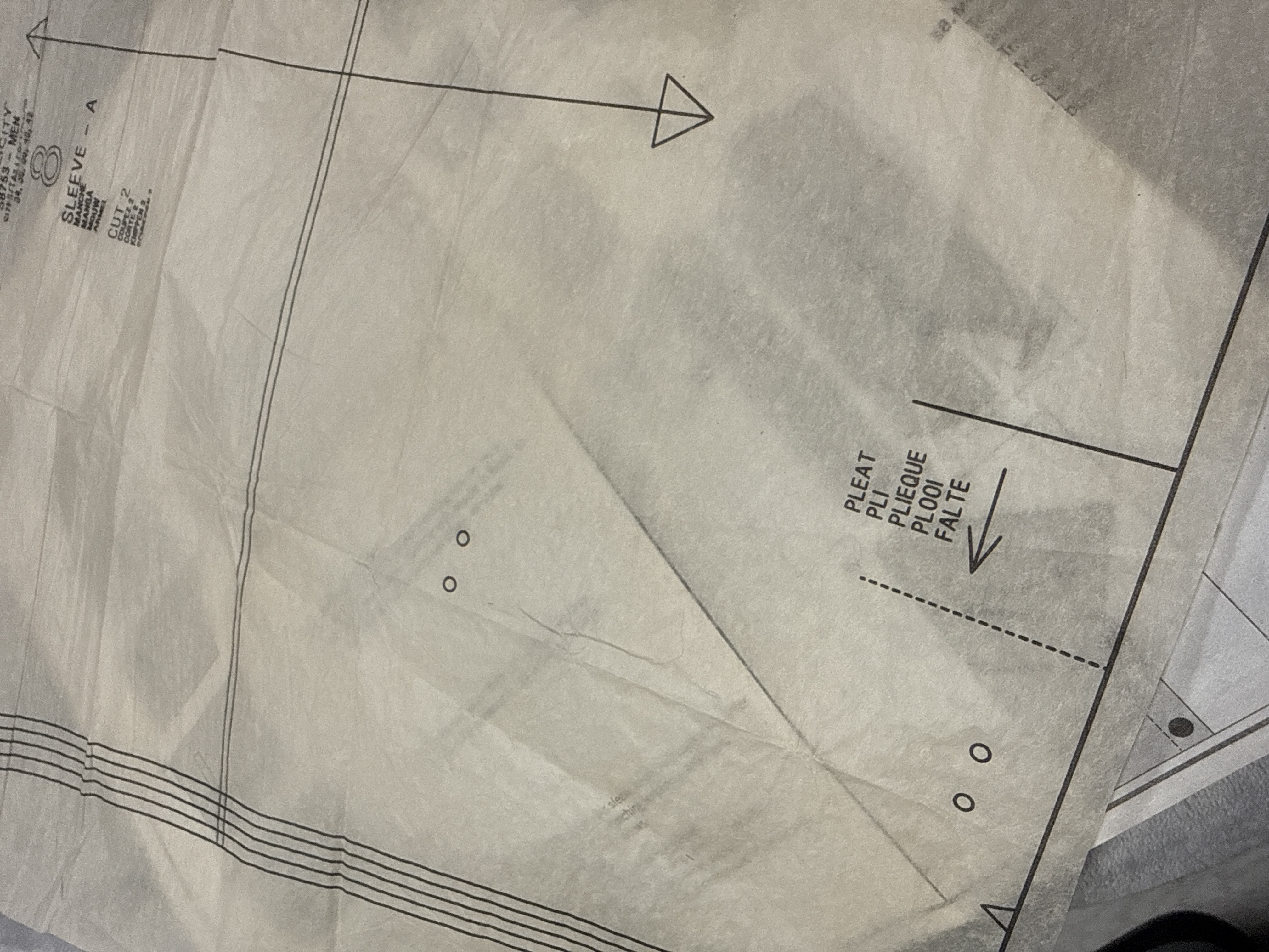 Pattern pieces for short sleeve shirt